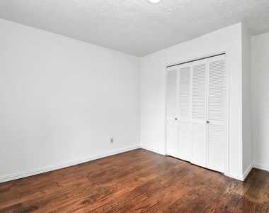 10131 Kent Towne Ln - Photo Thumbnail 10