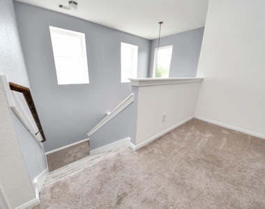 4919 Fairwater Court - Photo Thumbnail 18