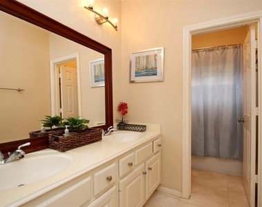 19 E Sunny Slope Circle - Photo Thumbnail 32