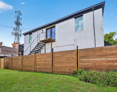 3701 Hutchins Street - Photo Thumbnail 4