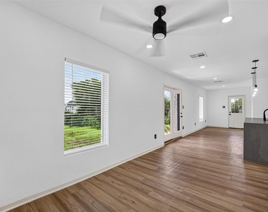 3701 Hutchins Street - Photo Thumbnail 10
