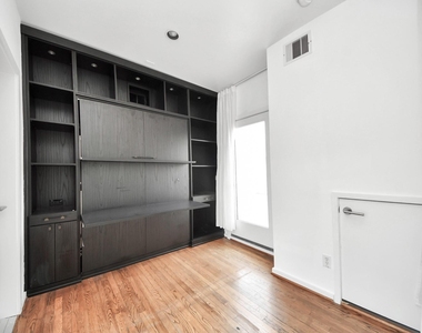 1823 Southmore Boulevard - Photo Thumbnail 24