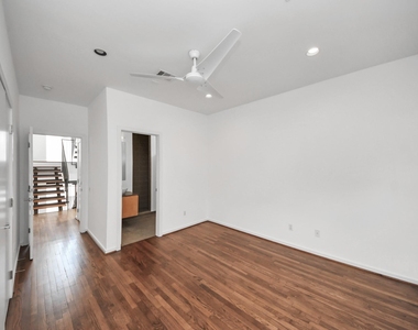 1823 Southmore Boulevard - Photo Thumbnail 21