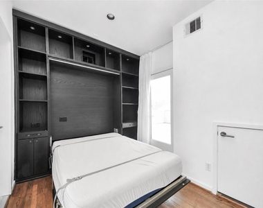 1823 Southmore Boulevard - Photo Thumbnail 25