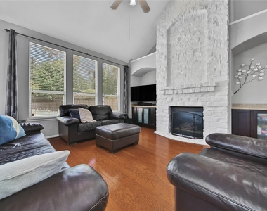 6 Loxanhachee Place - Photo Thumbnail 12