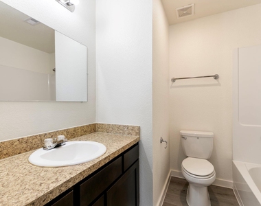 21155 Gosling Road - Photo Thumbnail 12