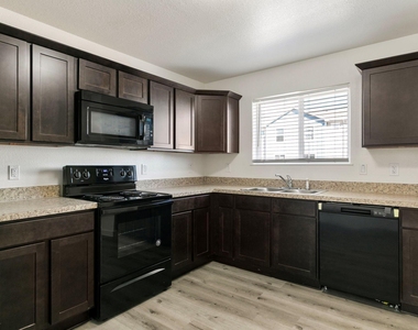 21155 Gosling Road - Photo Thumbnail 1