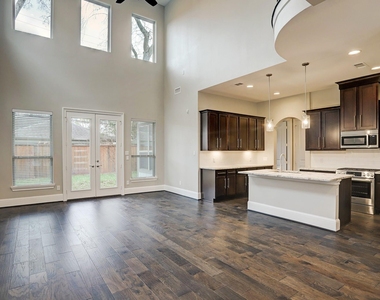 4851 Benning Dr - Photo Thumbnail 3