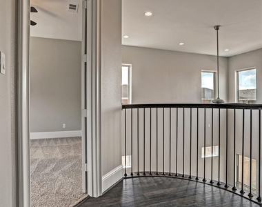4851 Benning Dr - Photo Thumbnail 20