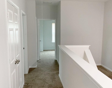 9026 Everglade - Photo Thumbnail 5