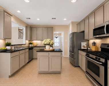 3821 Houston Lake Drive - Photo Thumbnail 13