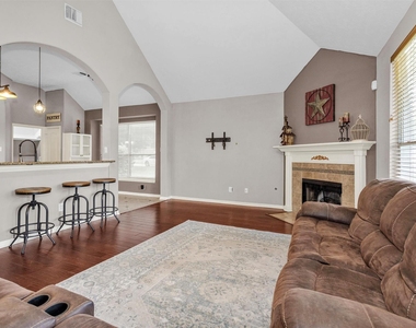 7223 Wedgewood Drive - Photo Thumbnail 12