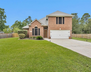 7223 Wedgewood Drive - Photo Thumbnail 4