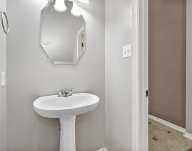 7223 Wedgewood Drive - Photo Thumbnail 26