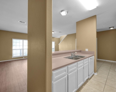 172 Binnacle Ct - Photo Thumbnail 6