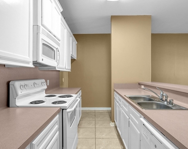 172 Binnacle Ct - Photo Thumbnail 4