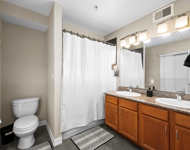 3501 Chenevert Street - Photo Thumbnail 15