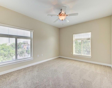 3501 Chenevert Street - Photo Thumbnail 31