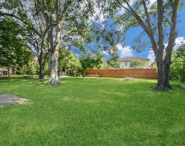 12315 Maxim Drive - Photo Thumbnail 43