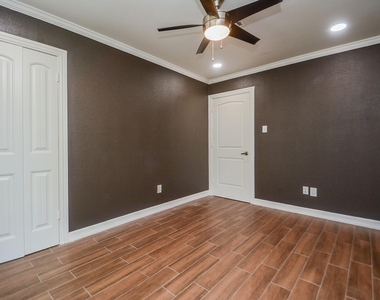 12315 Maxim Drive - Photo Thumbnail 26