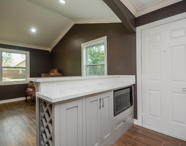 12315 Maxim Drive - Photo Thumbnail 9