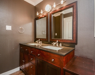 12315 Maxim Drive - Photo Thumbnail 32