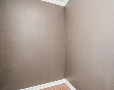 12315 Maxim Drive - Photo Thumbnail 34