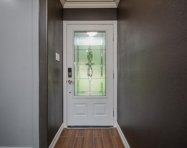 12315 Maxim Drive - Photo Thumbnail 7