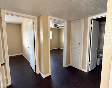 1503 Donovan Street - Photo Thumbnail 8