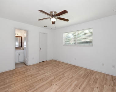 1 Ollerton Drive - Photo Thumbnail 14