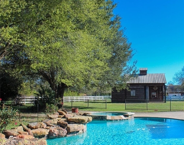 19907 Stone Lake Circle - Photo Thumbnail 27
