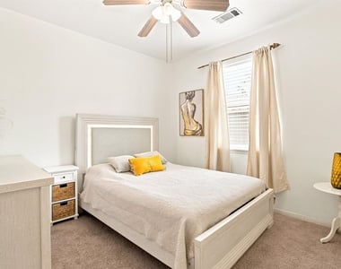 2910 Greenvalley Trail Drive - Photo Thumbnail 12