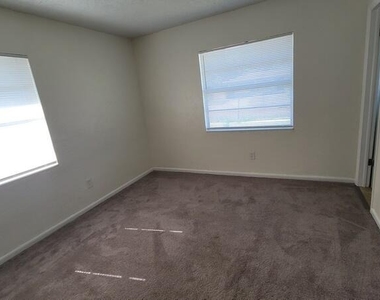 1190 Pine Valley Lane - Photo Thumbnail 9
