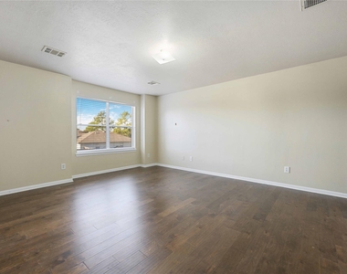 4806 Cotton Ridge Trail - Photo Thumbnail 10