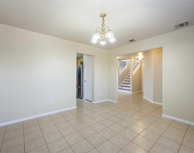 4806 Cotton Ridge Trail - Photo Thumbnail 4