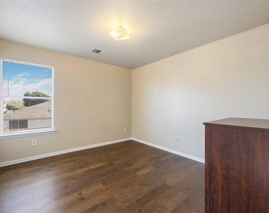 4806 Cotton Ridge Trail - Photo Thumbnail 17