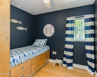187 Jamaica Drive - Photo Thumbnail 22
