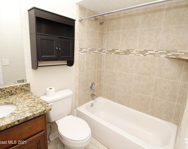 907 Commerce Road Se - Photo Thumbnail 7