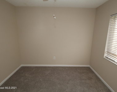 907 Commerce Road Se - Photo Thumbnail 11