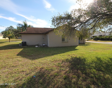 907 Commerce Road Se - Photo Thumbnail 15