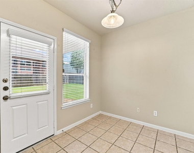16726 Vivian Point Lane - Photo Thumbnail 14