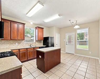 16726 Vivian Point Lane - Photo Thumbnail 8
