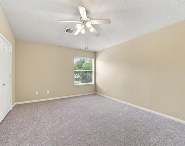 16726 Vivian Point Lane - Photo Thumbnail 31