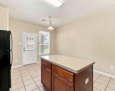 16726 Vivian Point Lane - Photo Thumbnail 12