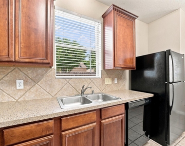 16726 Vivian Point Lane - Photo Thumbnail 11