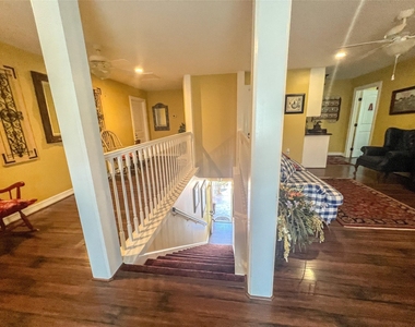 9500 Mayfield Avenue - Photo Thumbnail 2