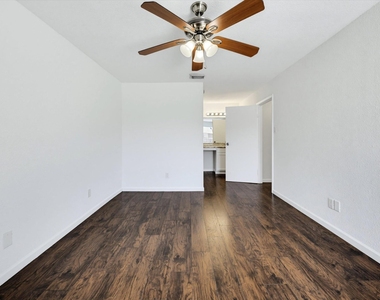 9548 Pagewood Lane - Photo Thumbnail 15