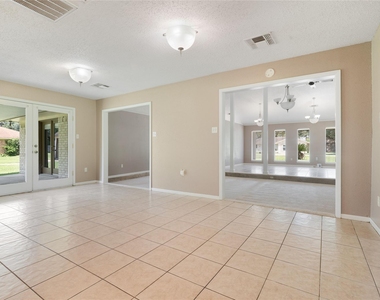 2808 Morenci Street - Photo Thumbnail 9