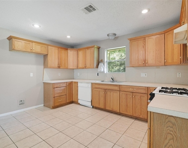 2808 Morenci Street - Photo Thumbnail 13