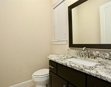 4009 Lillian Street - Photo Thumbnail 9